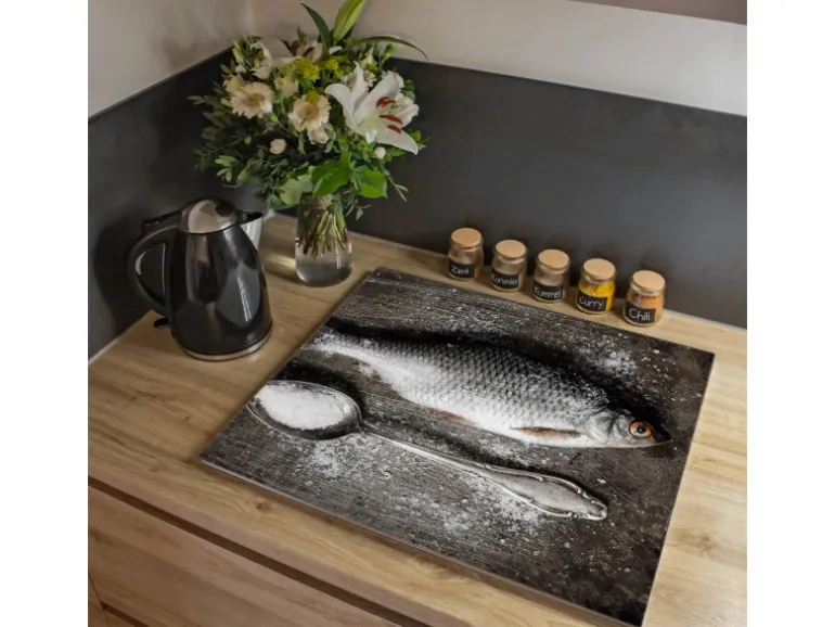Banjado Herdabdeckplatte Glas 1 Teilig 60x52CM Schneidebrett Herdabdeckung Mit Motiv Fisch Und Salz