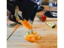 DuneDesign Raclette Teller Set mit Dipschale für 4 Personen 30 x 25 cm