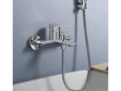 Emke Badarmatur für Badewannen Chrom mit Auslauf Wannenarmatur Einhebelmischer Brausebatterie