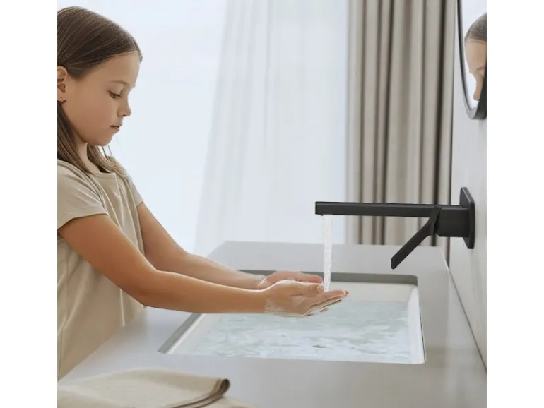 Emke Wand Waschtischarmatur Inklusive Grundkörper 288 x 210 x 70 mm Schwarz Mischbatterie für Waschbecken