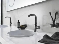 Grohe Einhand-Waschbeckenarmatur Essence L-Size Hard Graphite