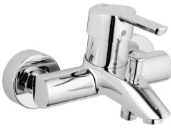 Grohe Einhebelmischer-Wannenarmatur Feel Chrom
