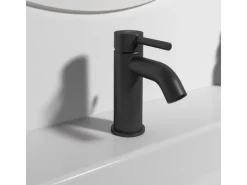 Ideal Standard Waschtischarmatur Ceraline mit Zugknopf-Ablaufgarnitur Silk Black