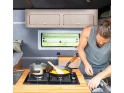 Monstershop Wohnwagen Hängeschrank 100cm x 25cm x 25cm