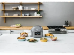 Ninja Cooking System und Heißluftfritteuse ON400DE Speedi Rapid Hellgrau