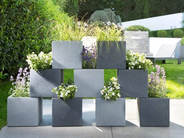 Scheurich Pflanzgefäß C-Cube 240 28,5 cm x 28,5 cm Stony Black