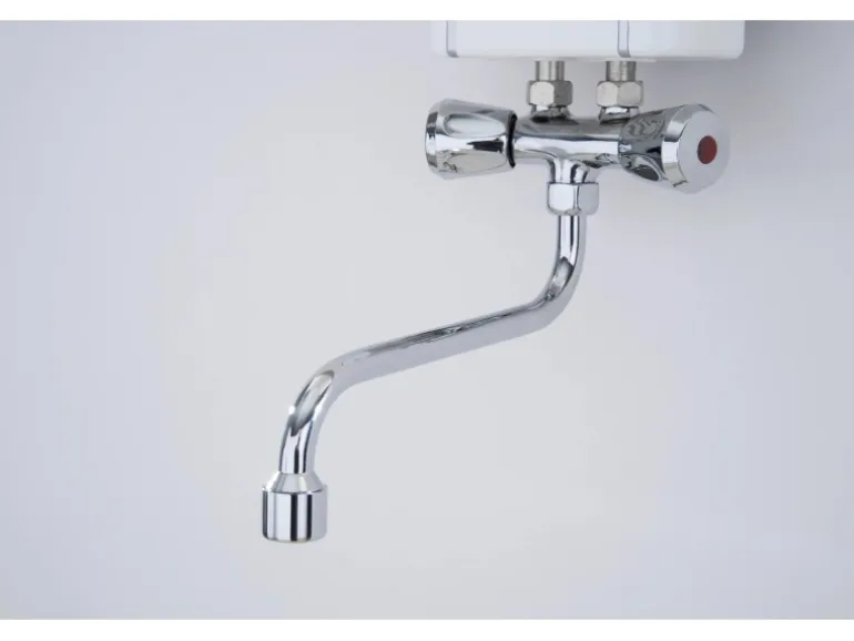 Thermoflow Klein-Durchlauferhitzer mit Armatur ELEX35ARM Elektronisch 3,5 kW