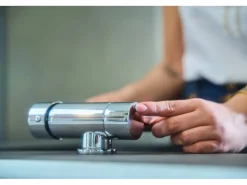 VIZIO Wasserhahn Vorfenster Küchenarmatur Umklappbar 6 CM mit 360° Schwenkbarem Auslauf Abnehmbare 2 Strahl Handbrause Verchromt   Türkis