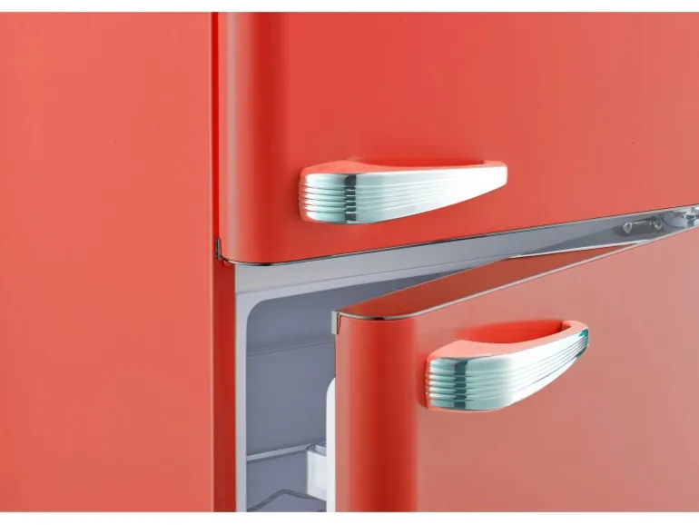 Wolkenstein Retro-Kühl-Gefrierkombination GK212.4RT Feuerrot EEK: E